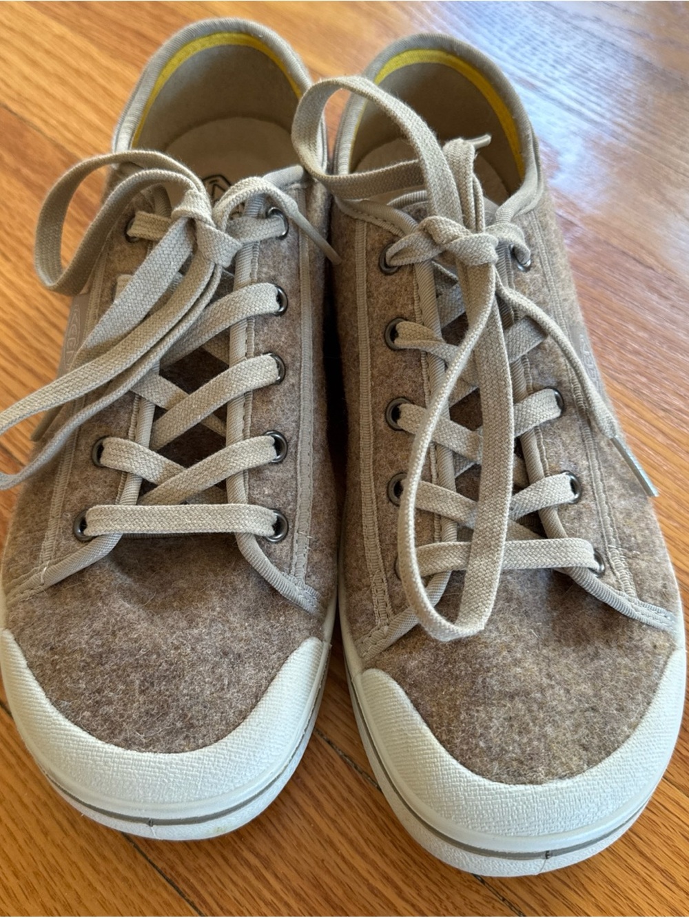 Keen Women's Elsa Lite Felt Sneakers - Taupe Felt/Silver Birch Sz 8.5